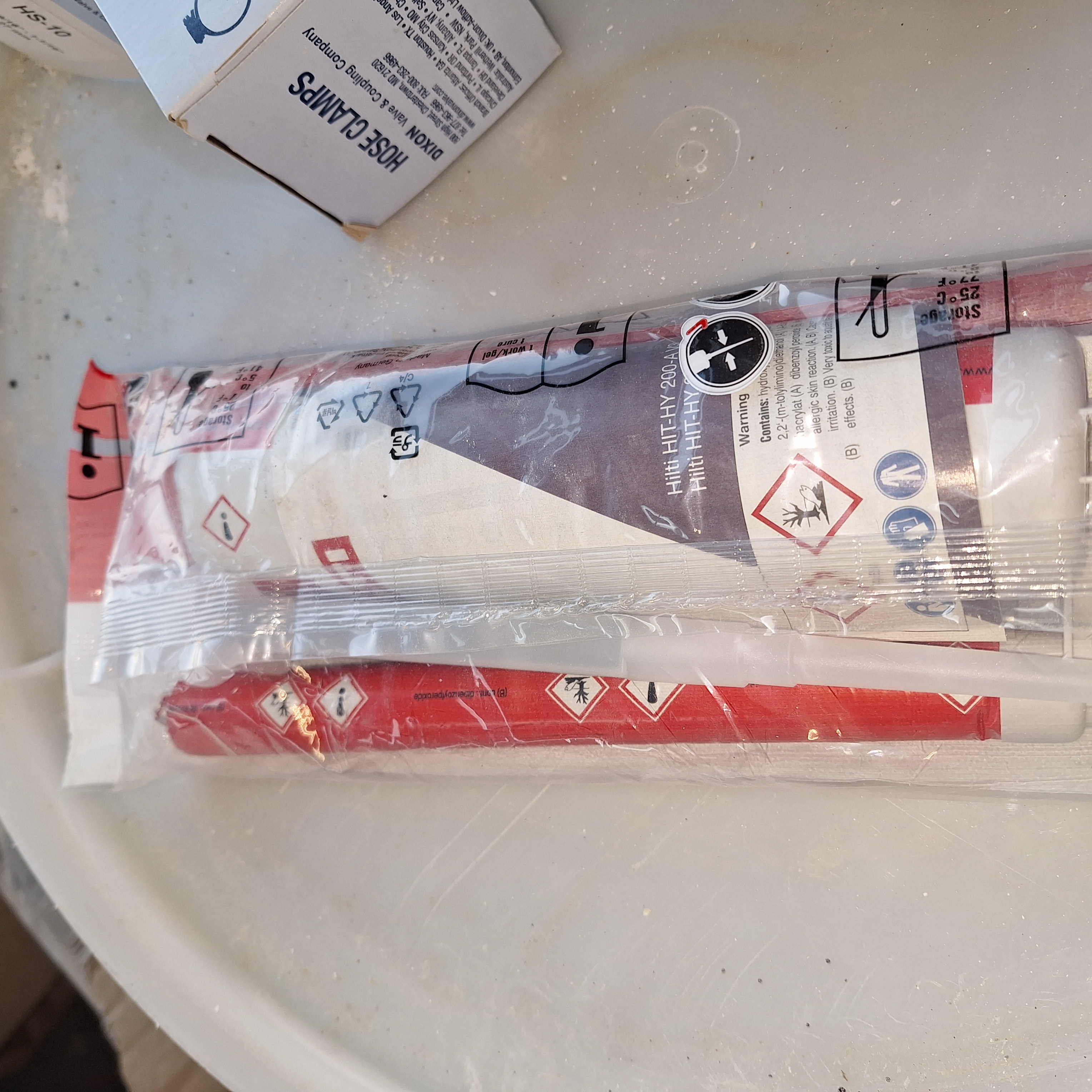 Hilti hit hy 200 a v3 adhesive 