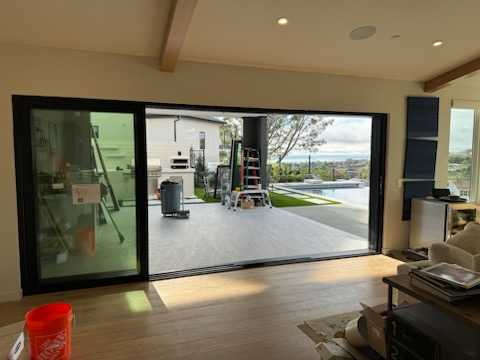Win-Dor 3750 Sliding Door