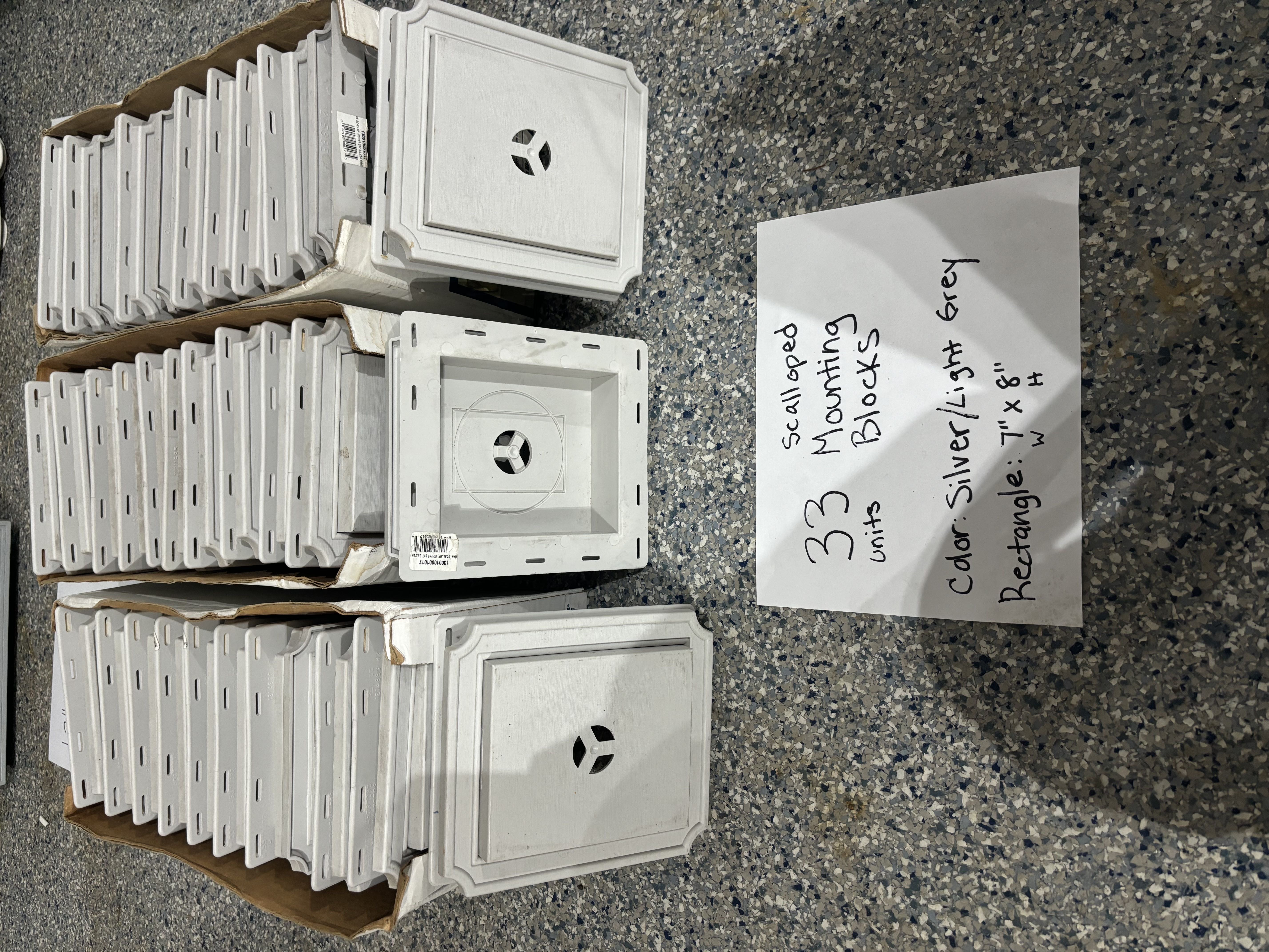 Mounting and surface blocks. Various sizes. 