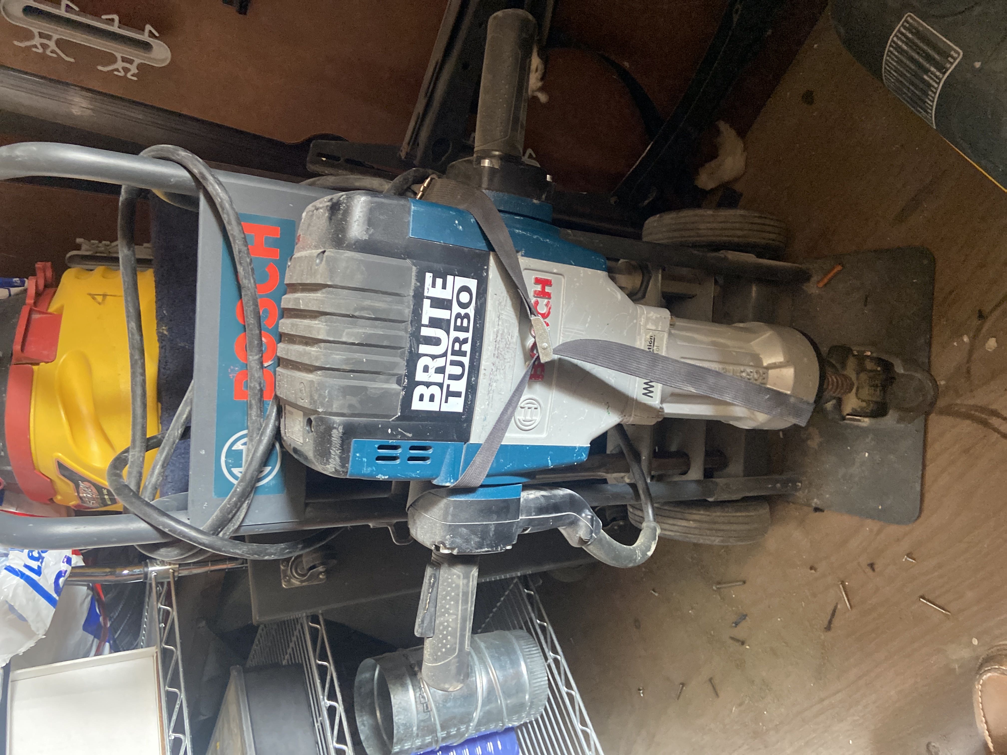 Jackhammer BRUTE Turbo BOSCH