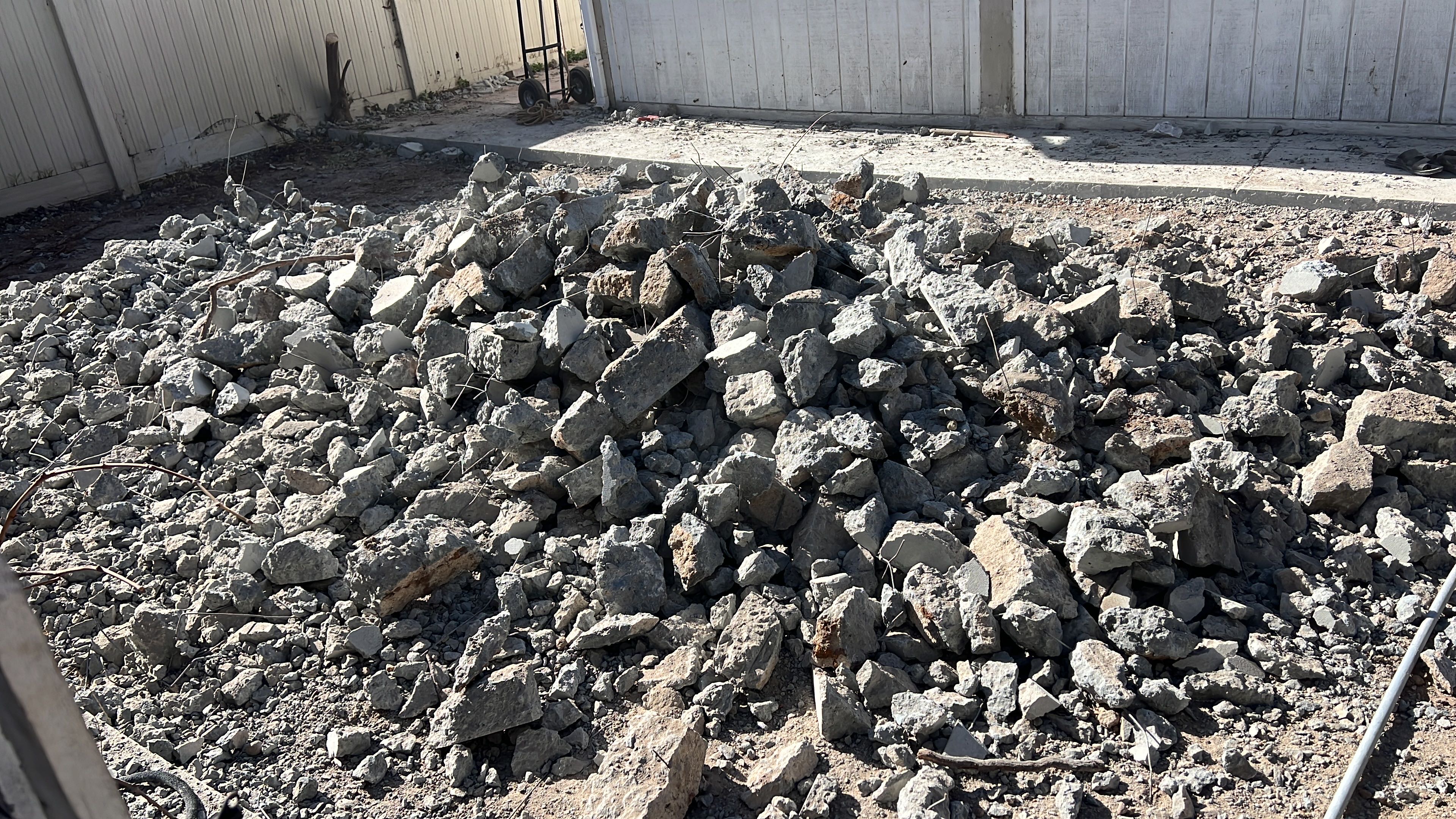 Free broken concrete available! Perfect for construction projects, filling, or landscaping needs. Pick up from my front yard—first come, first served!