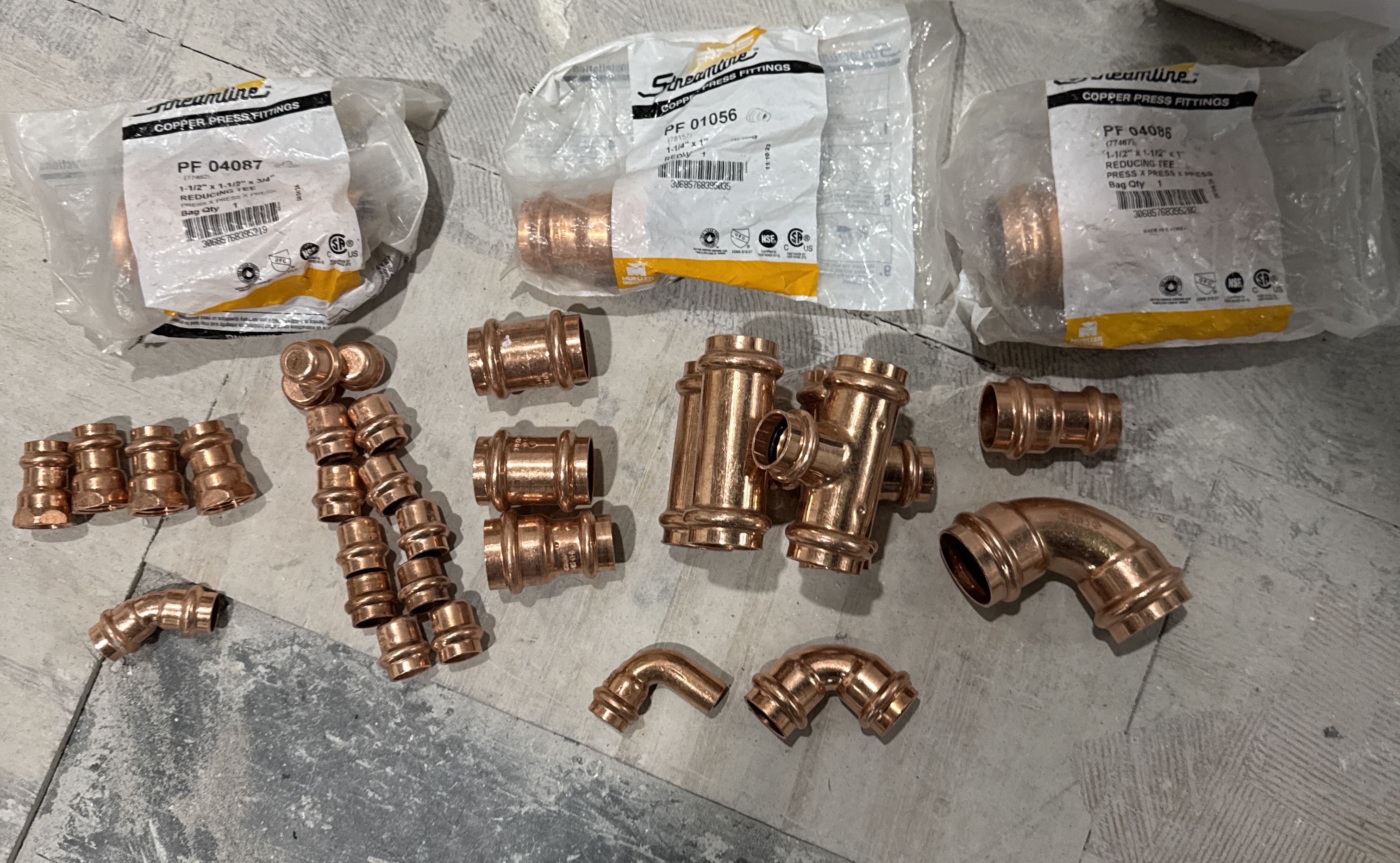 Copper pipe / Cast iron fittings
