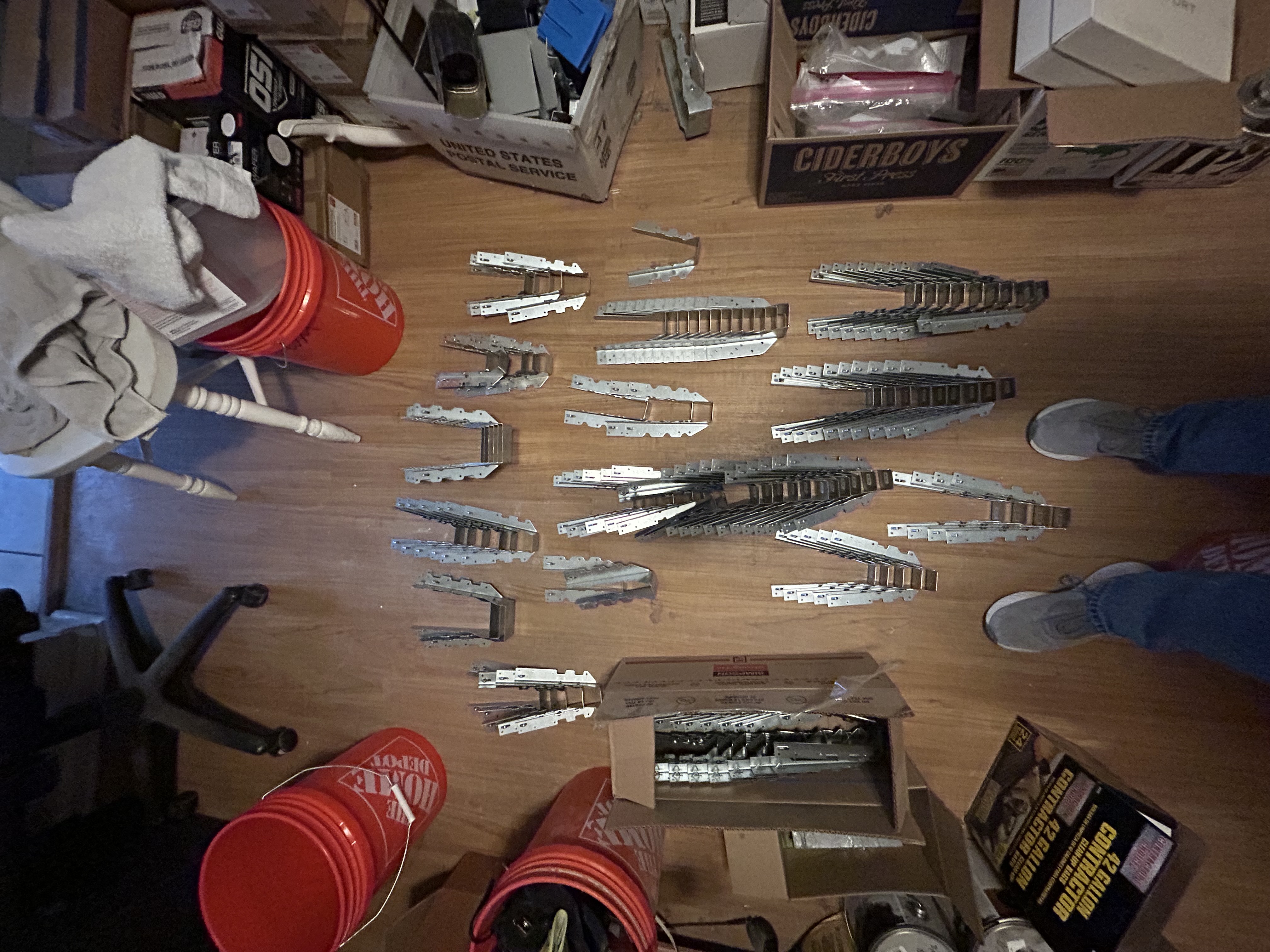 New Joist Hangers- Simpson Strong Ties (120+ Hangers)