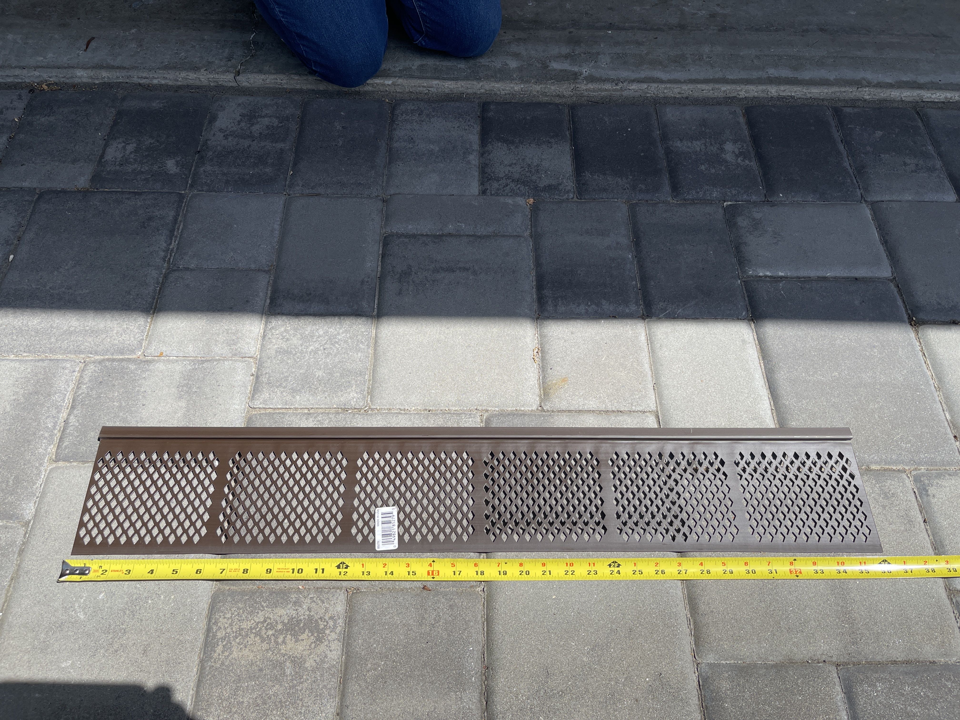 Amerimax Brown snap in gutter guard cover leaf filters 36"x6"