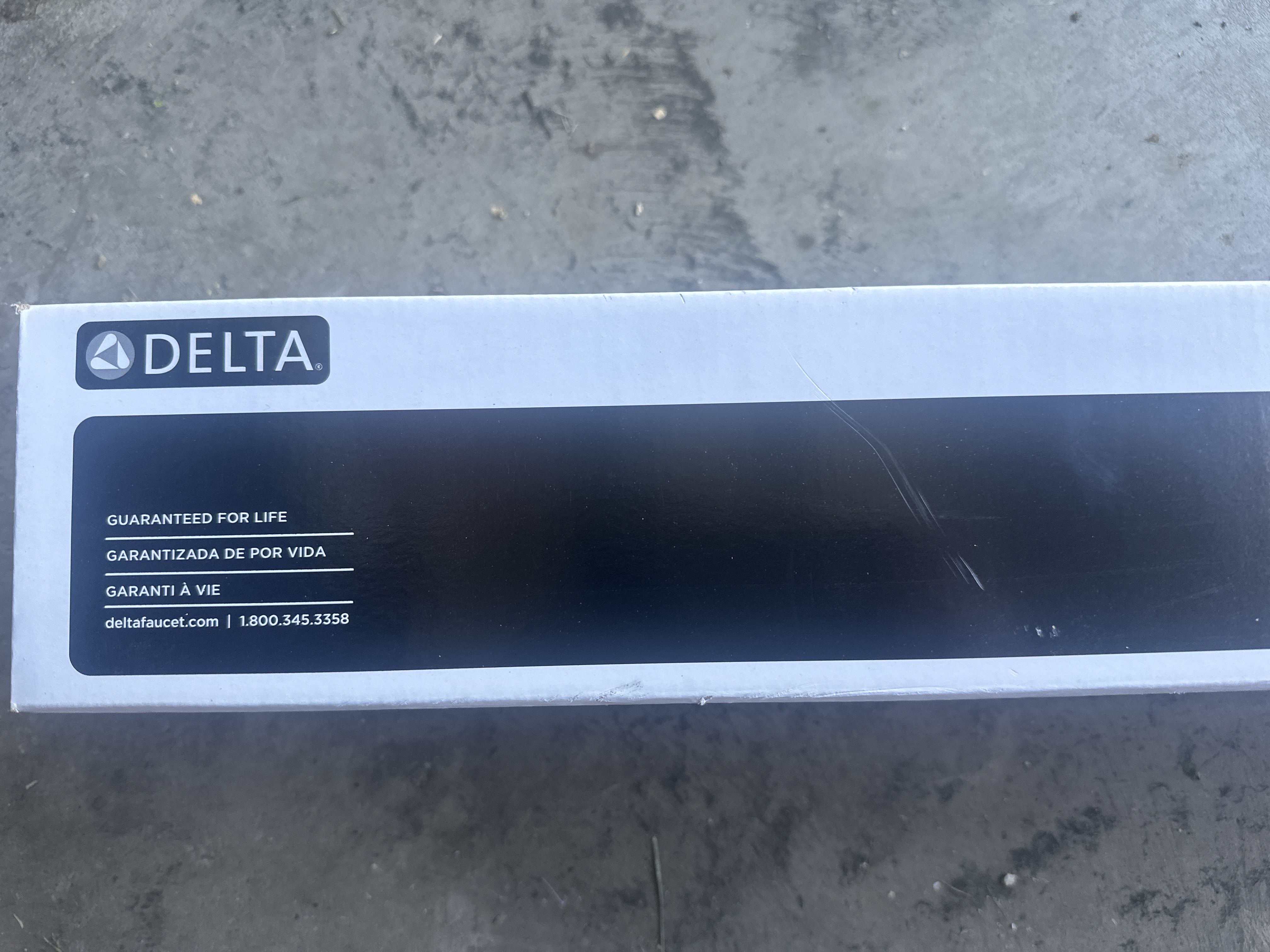 Delta 24” towel rack 