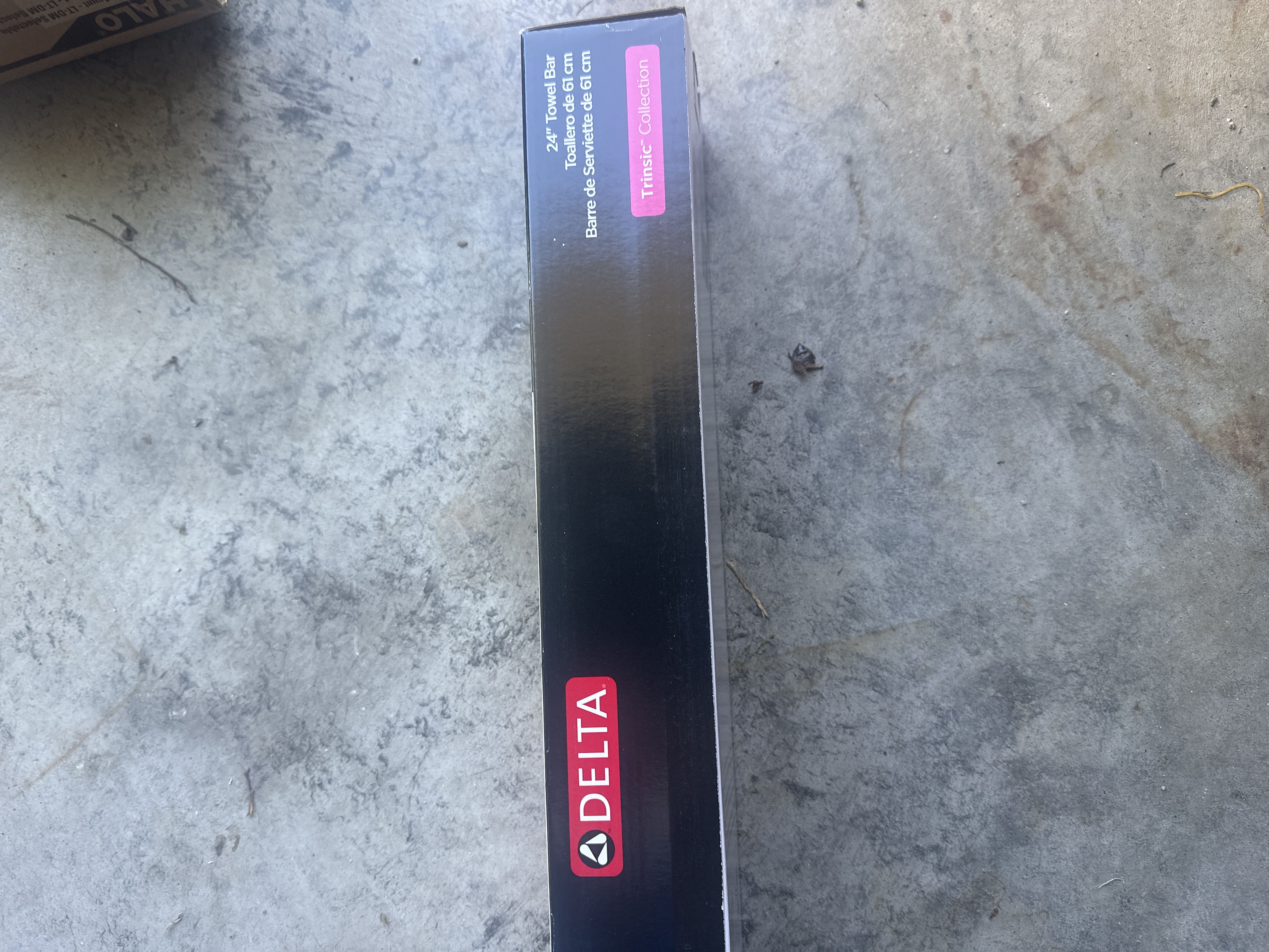 Delta chrome 24” towel bar 