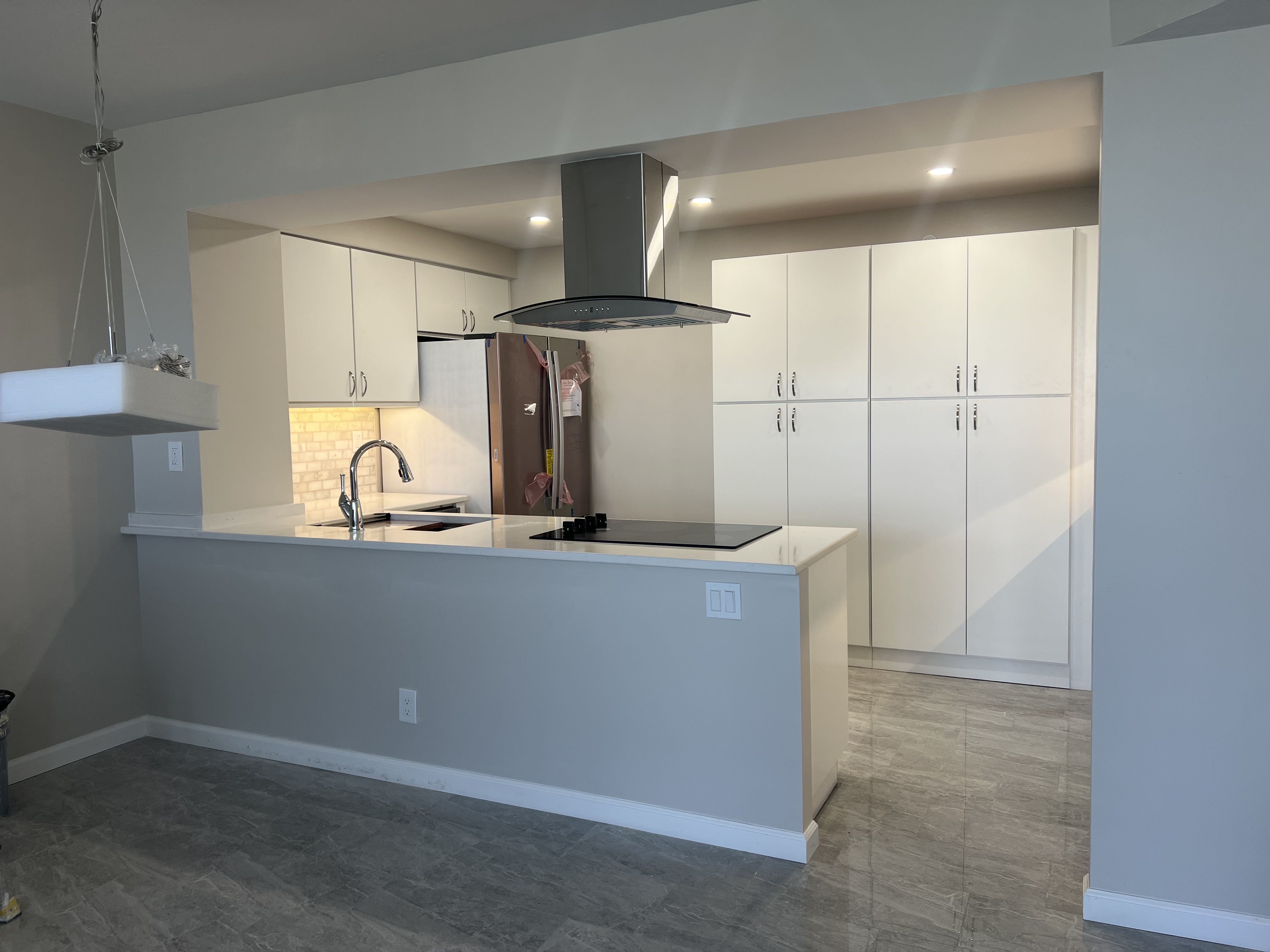 Porcelain tile