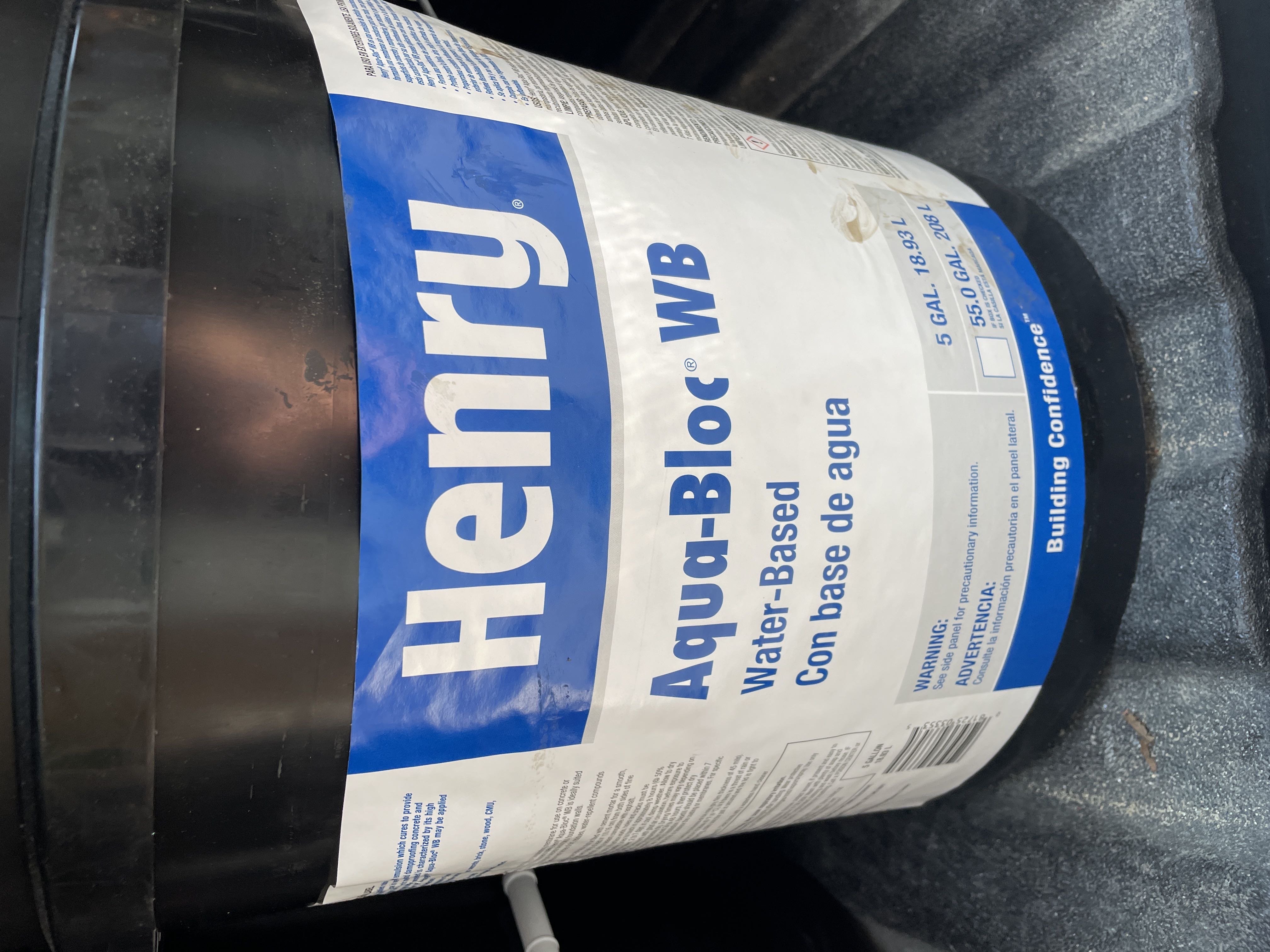 Henry aqua bloc 5 gal bucket