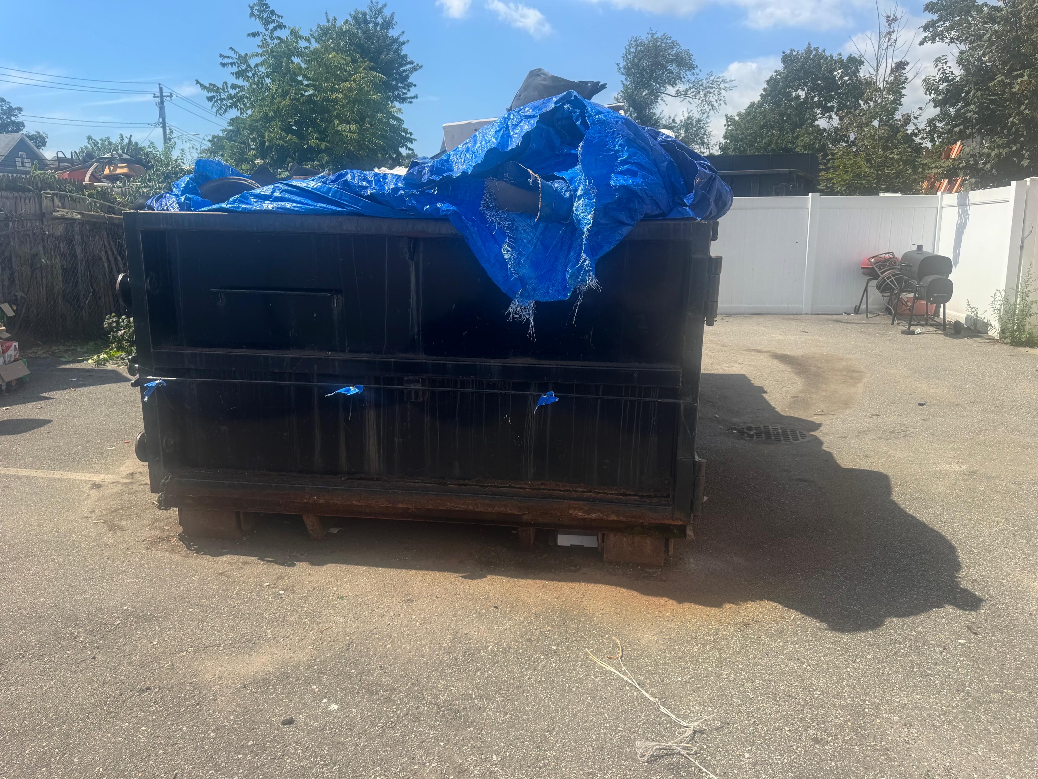 Container 