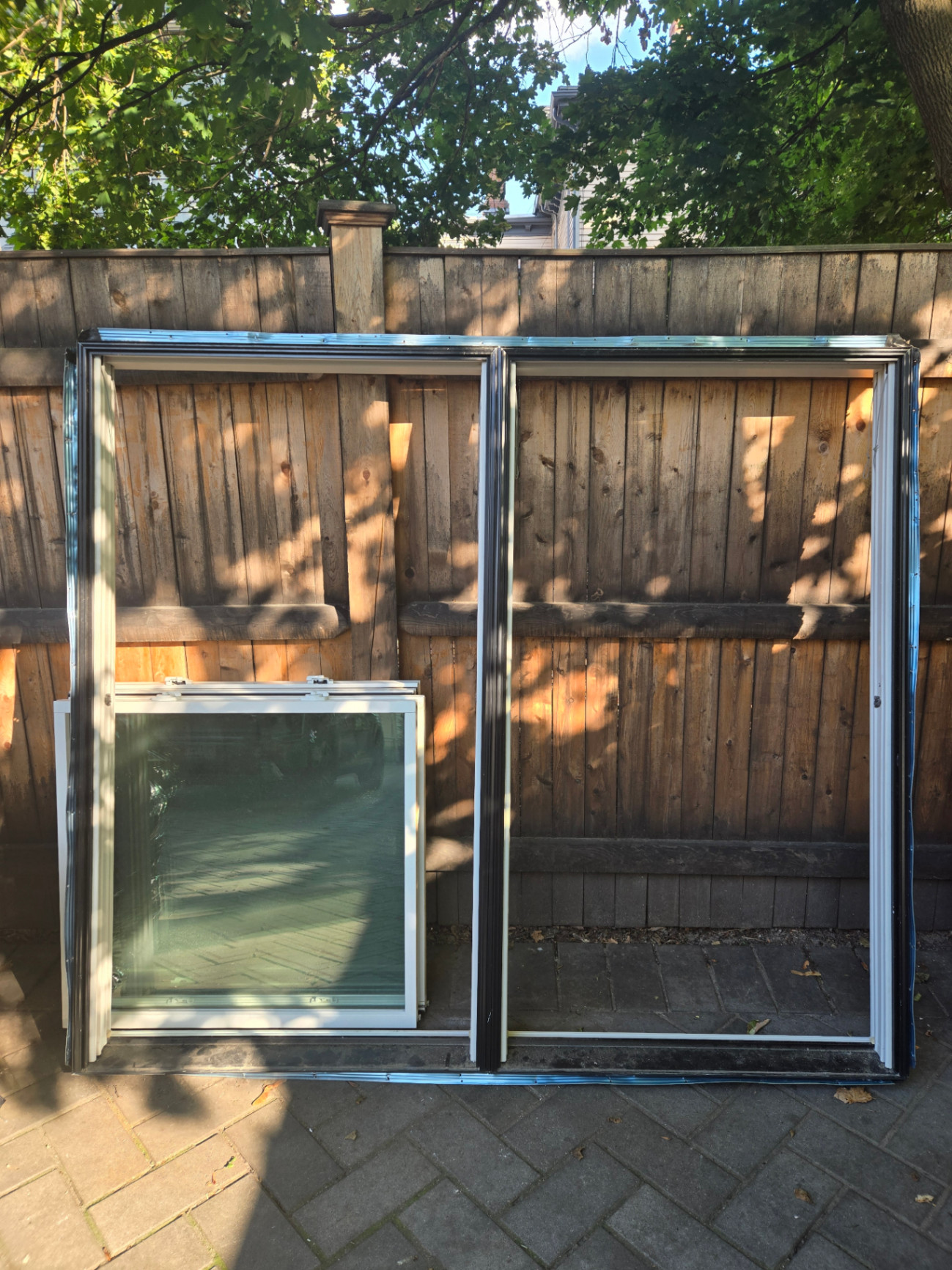 Pella Lifestyle double hung window