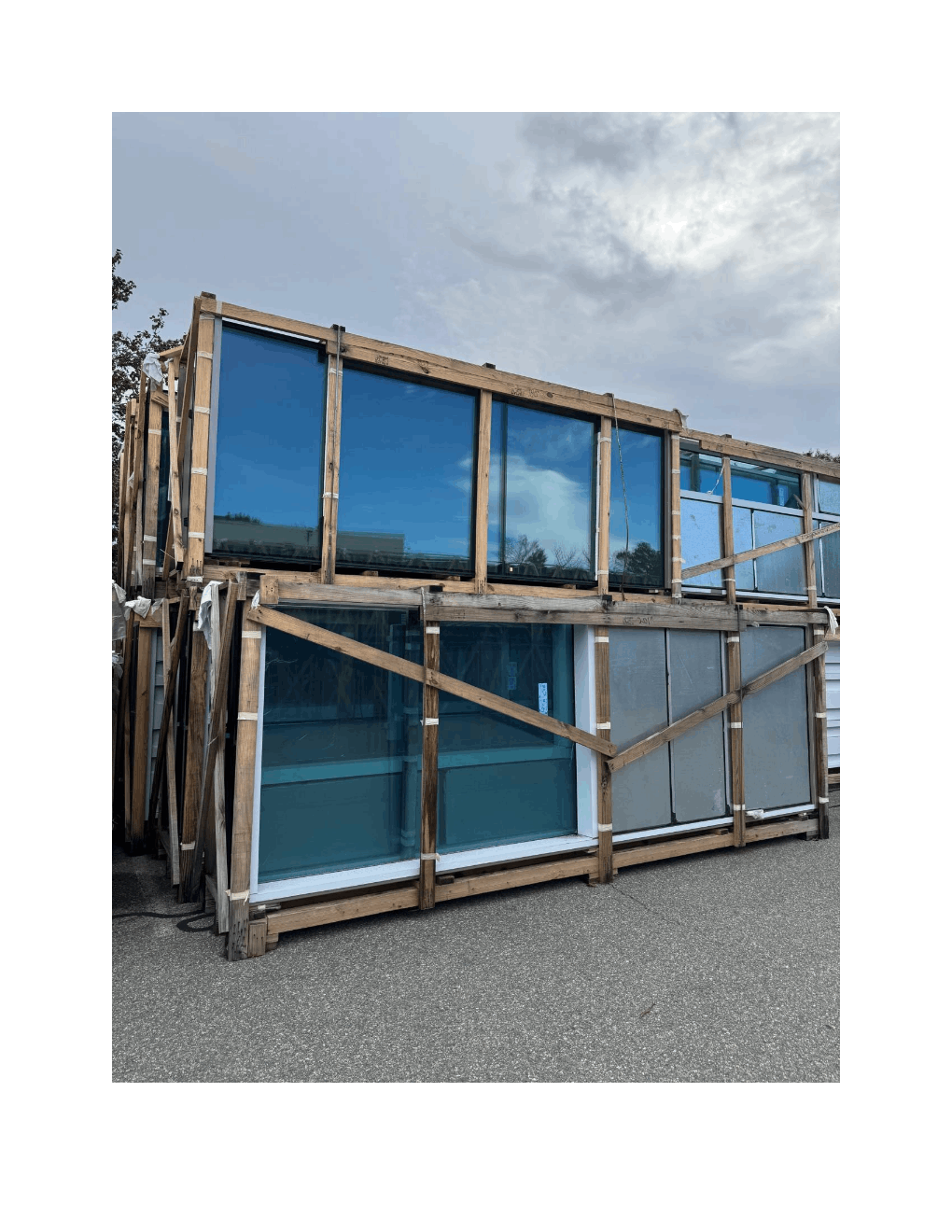 Unitized curtainwall 