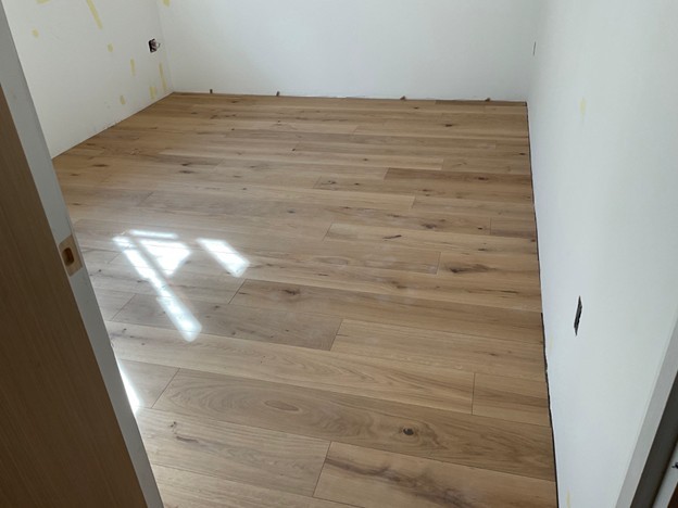 1000+ sf of European White Oak, Engineered Flooring