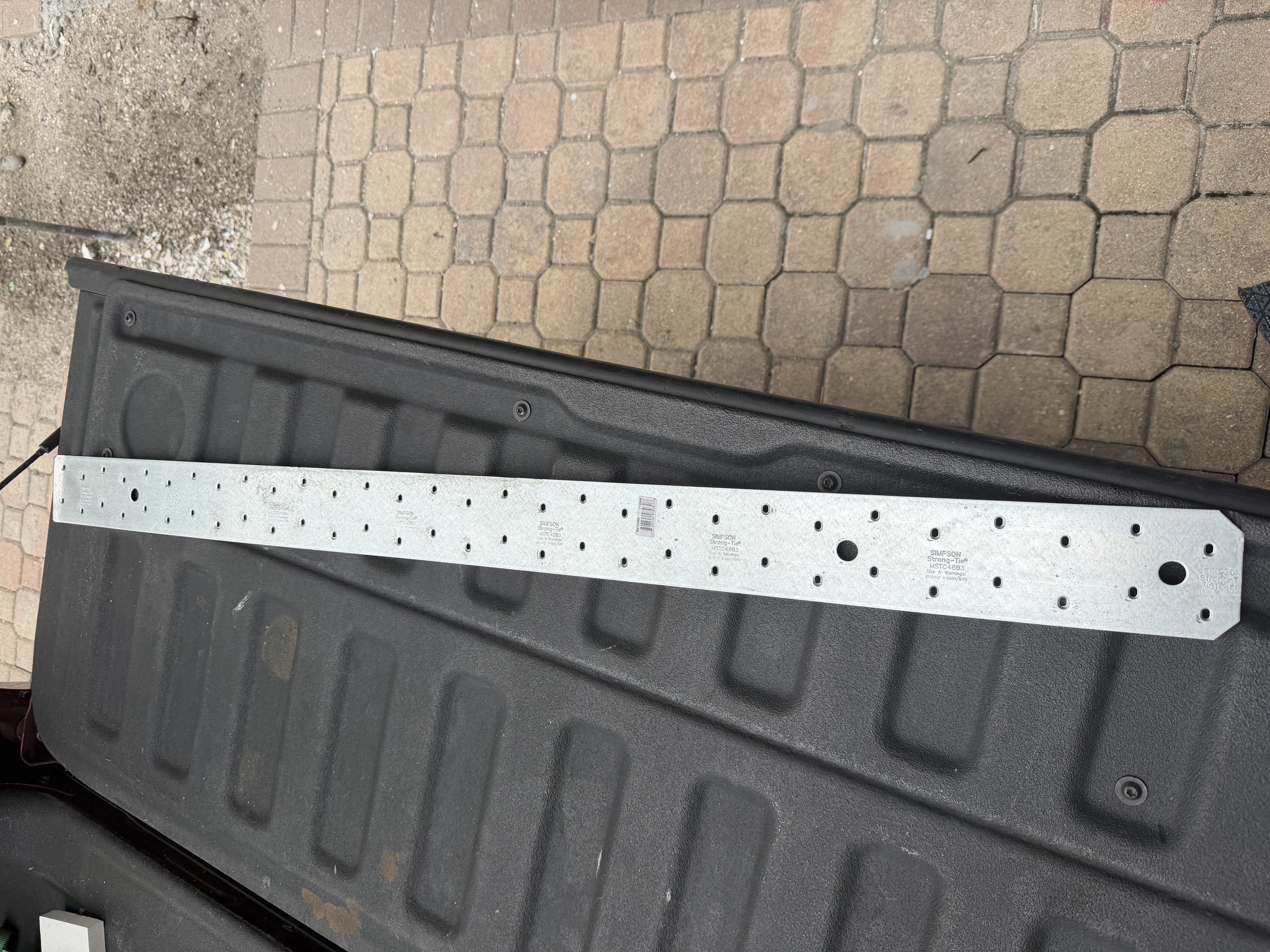 Simpson Straps