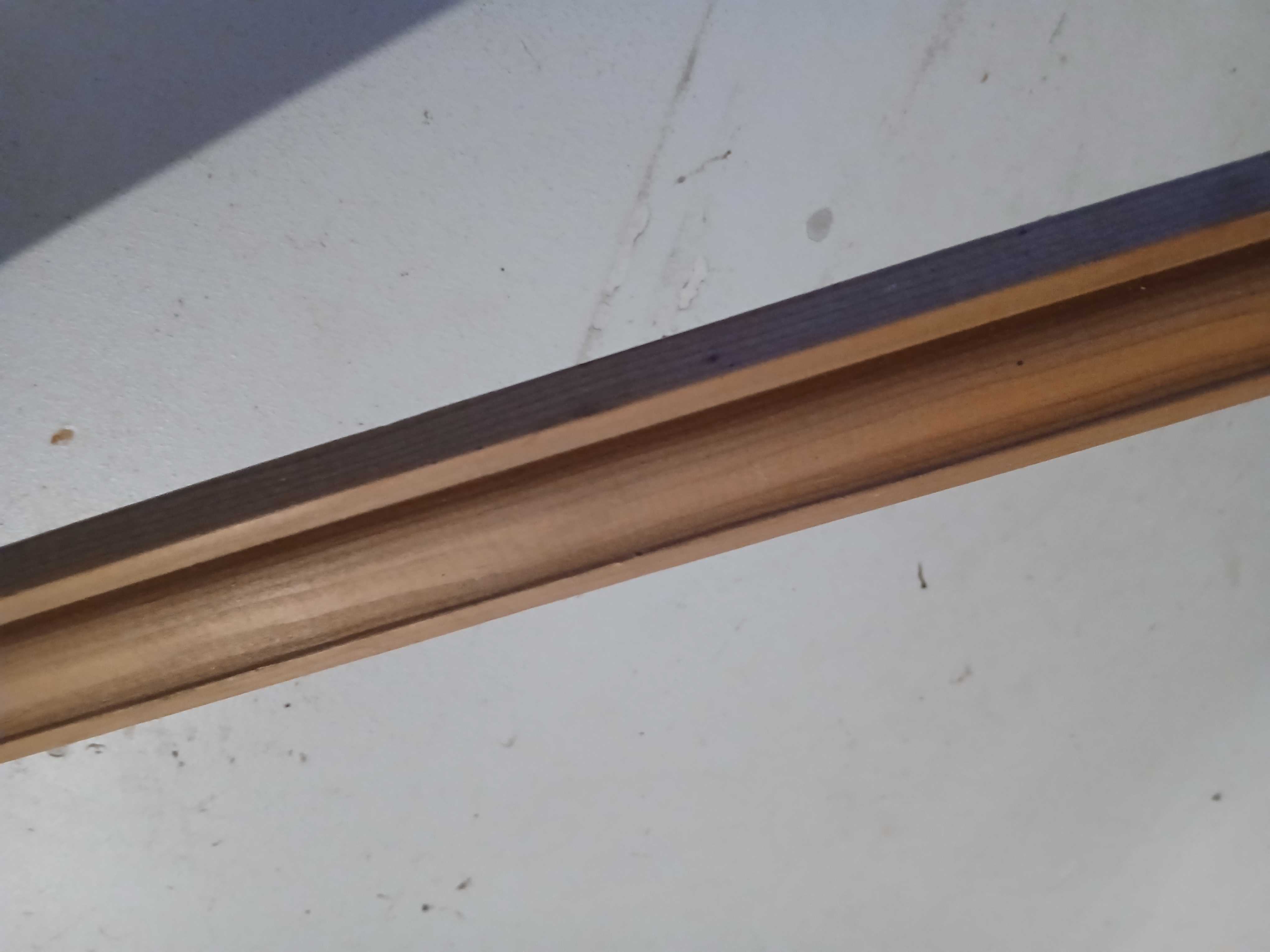 Crown moulding