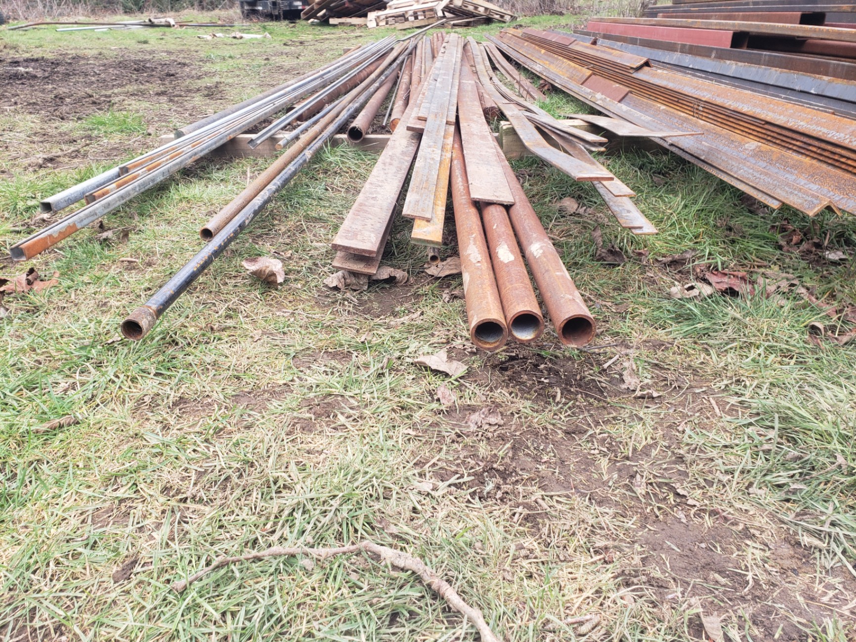 Steel surplus/structural steel/raw material/read description 
