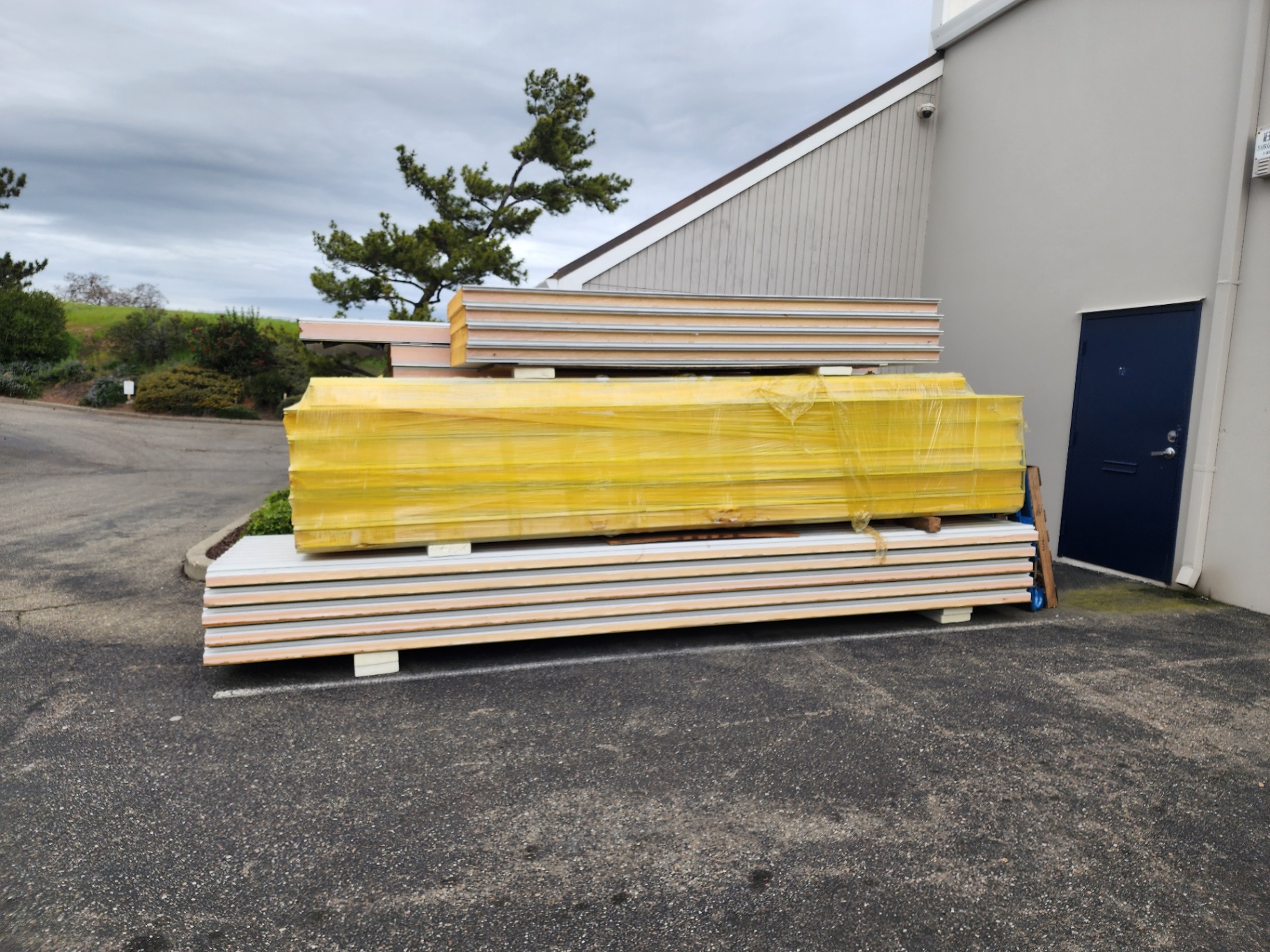 Insulated Metal Panels