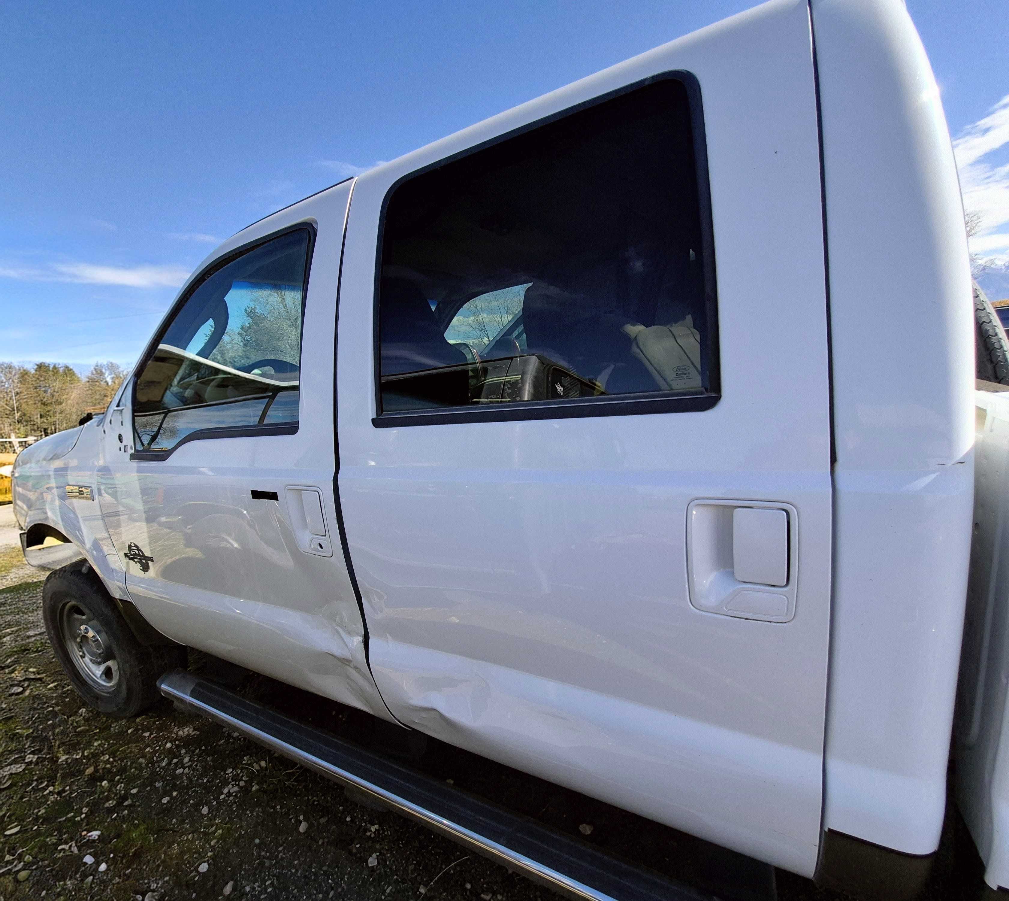 2005 ford F250 super duty crew cab
