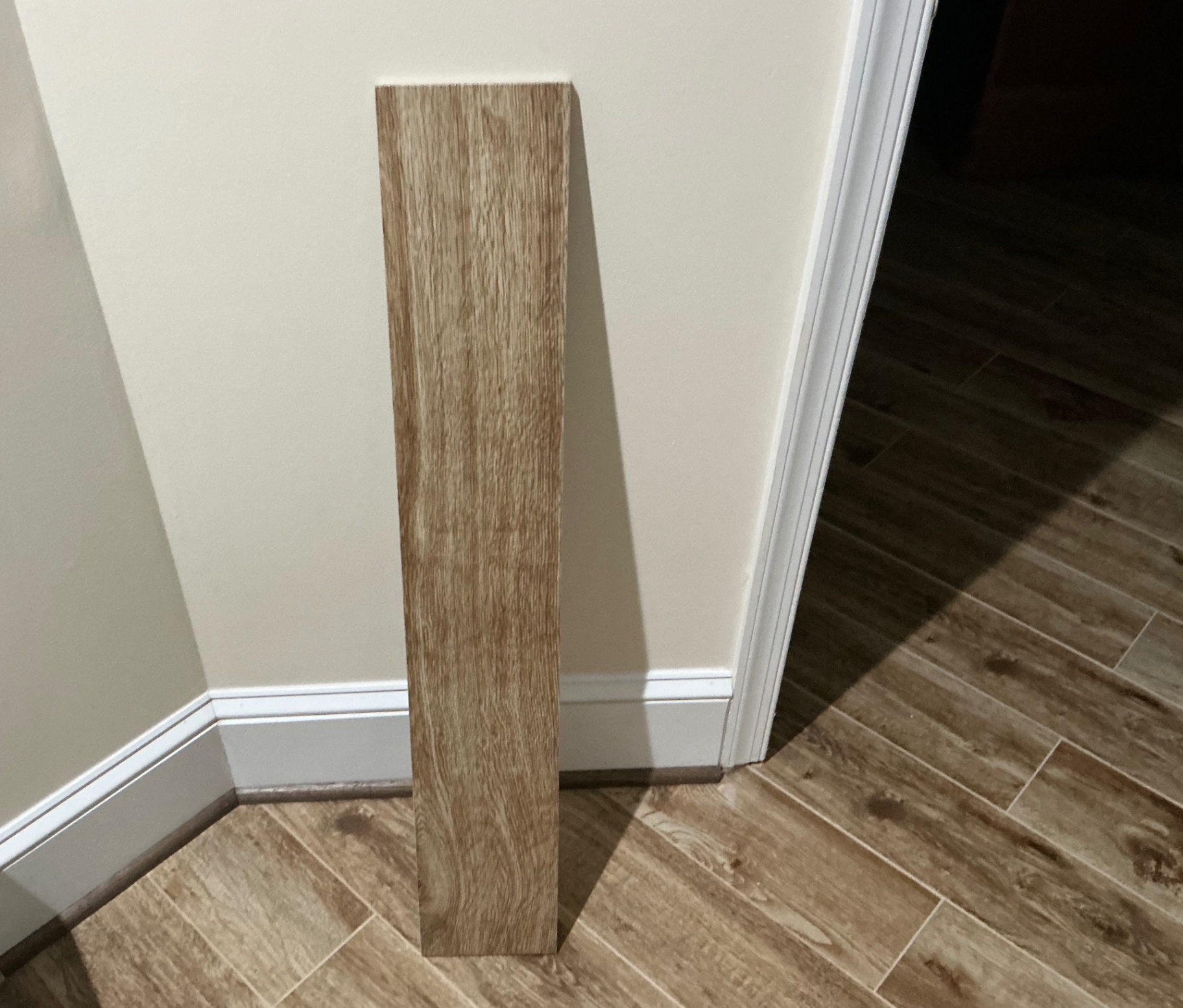  NEW ‘WOOD GRAIN’ STYLE PORCELAIN TILE USA MADE