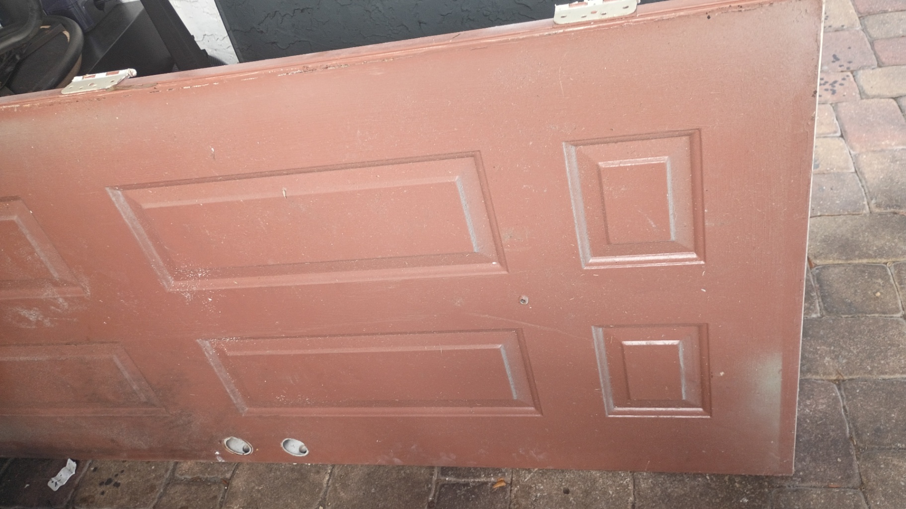 Exterior door 