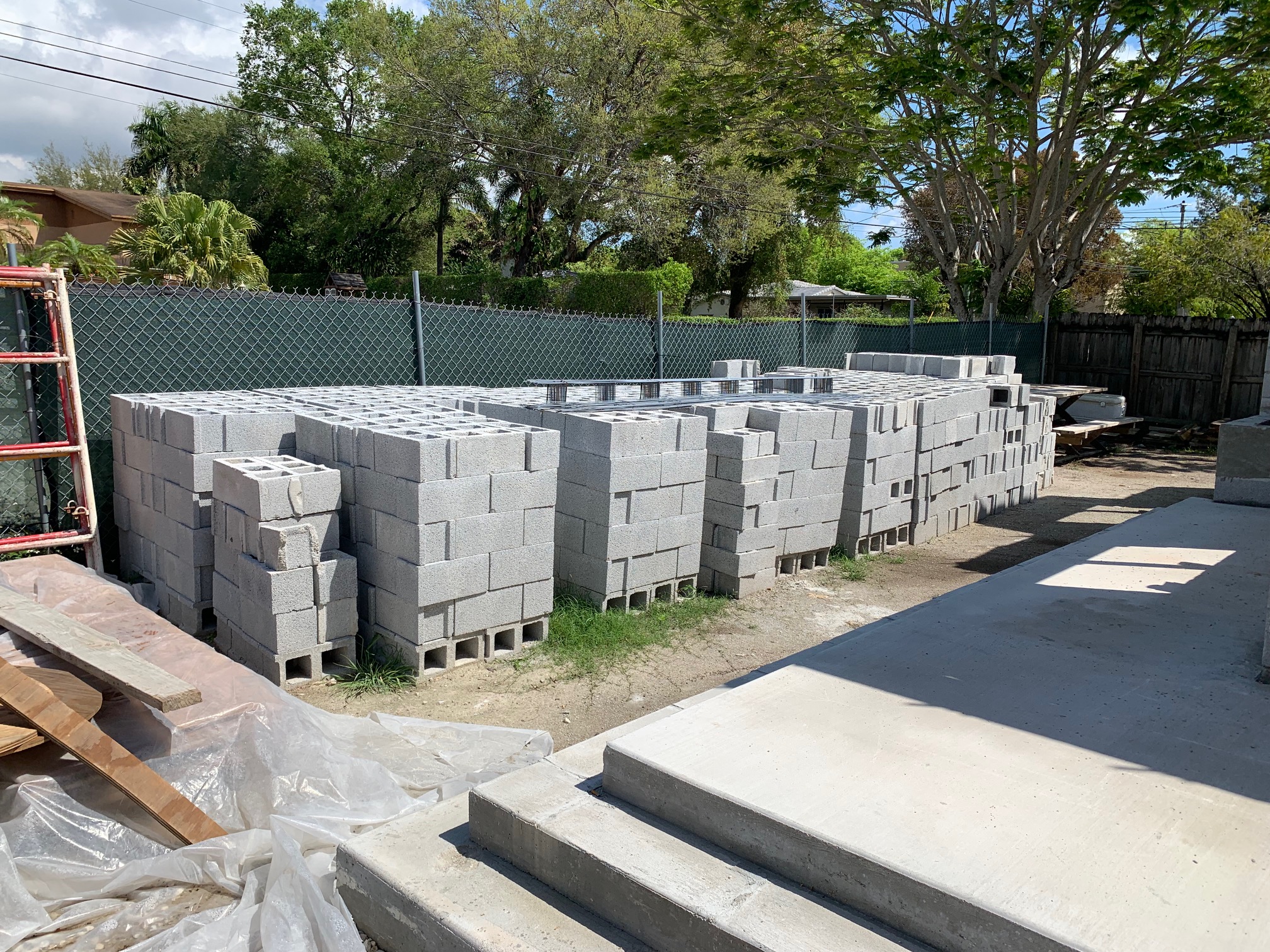Surplus 8" Concrete Block (CMU) for sale in Miami, FL 33155