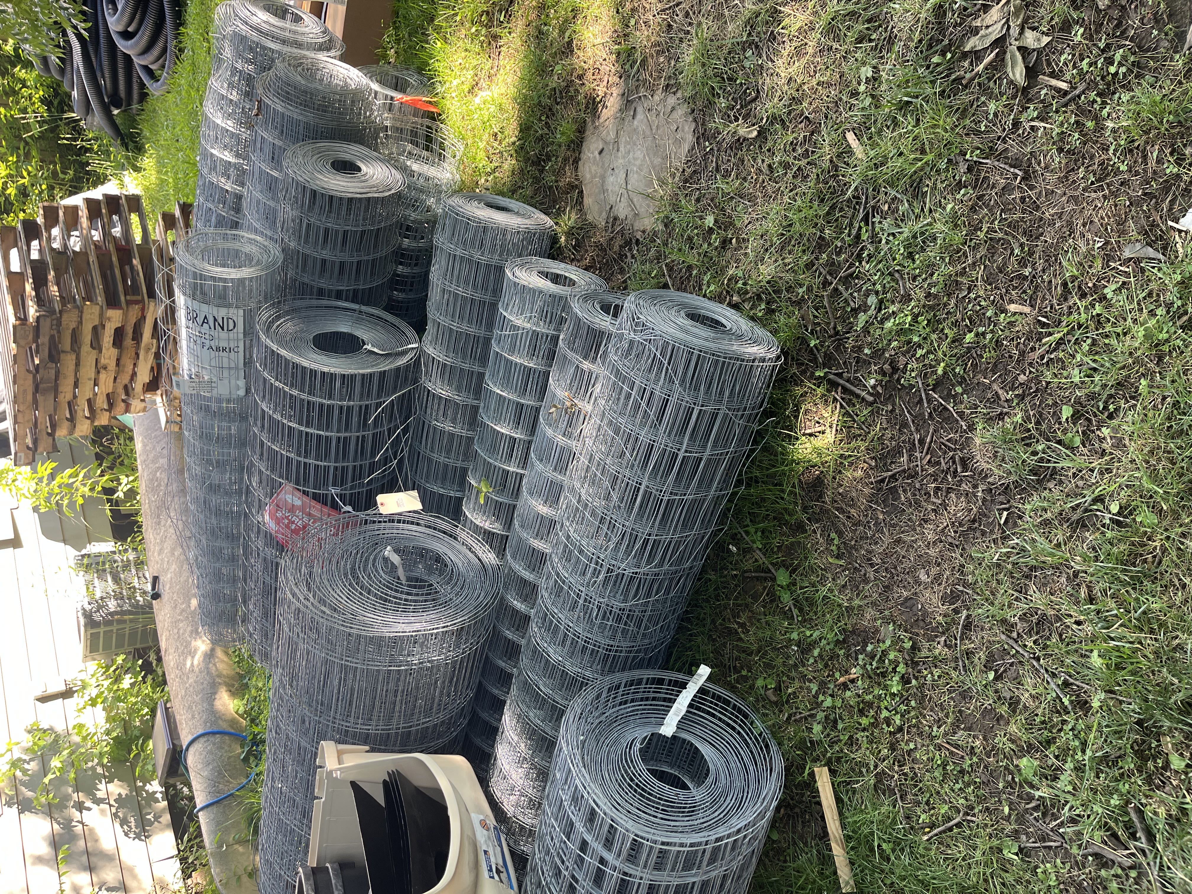 Metal fencing