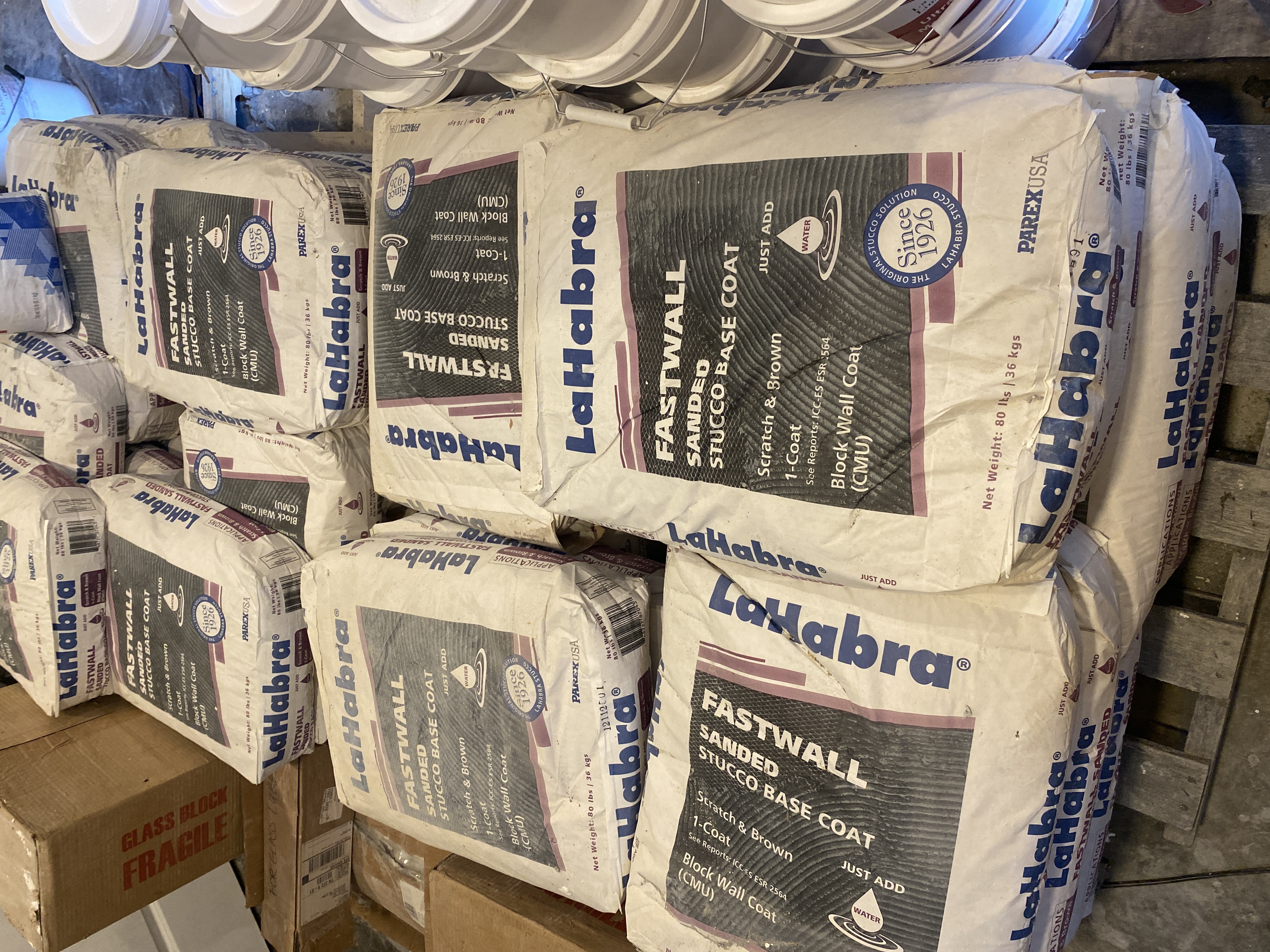 37 Unopened Bags – LaHabra FastWall 1-Coat Sanded Stucco Base (80 lb)