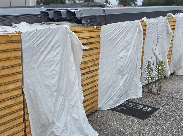 Commercial PolyISO Roof Insulation 2.6" 4'x8'