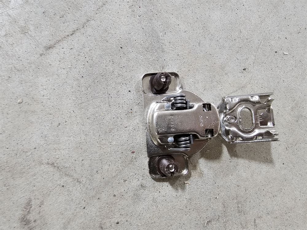NEW DTC & OBH Concealed Cabinet Hinges | Plant Closure Surplus | 74 Tons